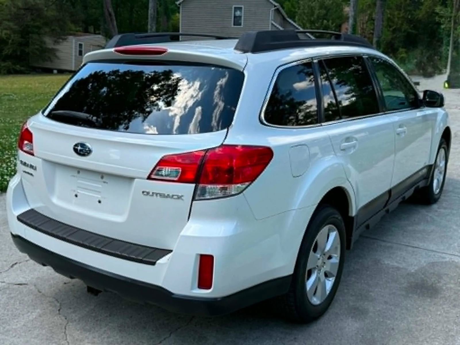 2012 Subaru Outback 2.5i Premium