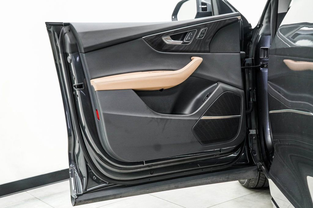 2024 Audi Q8 Prestige