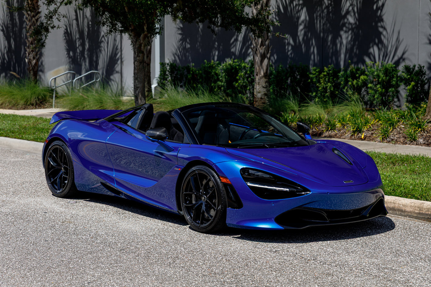 Used 2022 McLaren 720S Luxury photo 20