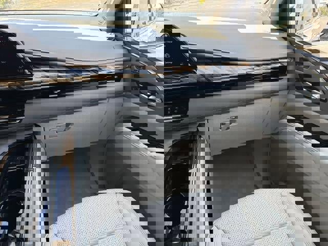 2022 Cadillac Escalade Premium Luxury Platinum