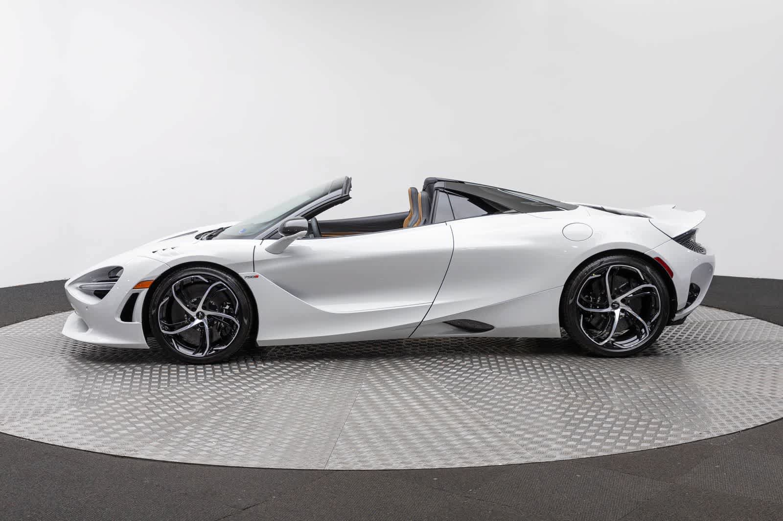 New 2027 McLaren 750S Spider 3