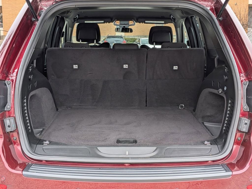 2020 Jeep Grand Cherokee Laredo