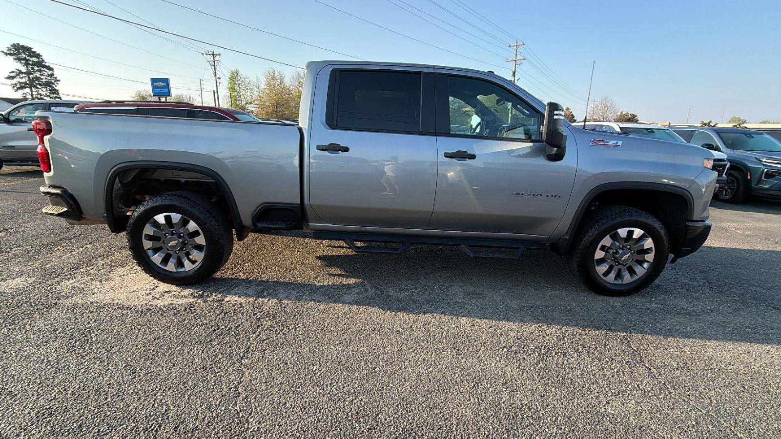 2024 Chevrolet Silverado 2500 Custom