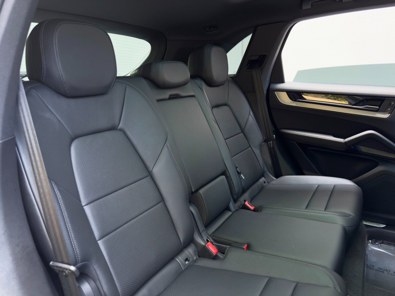 2024 Porsche Cayenne S