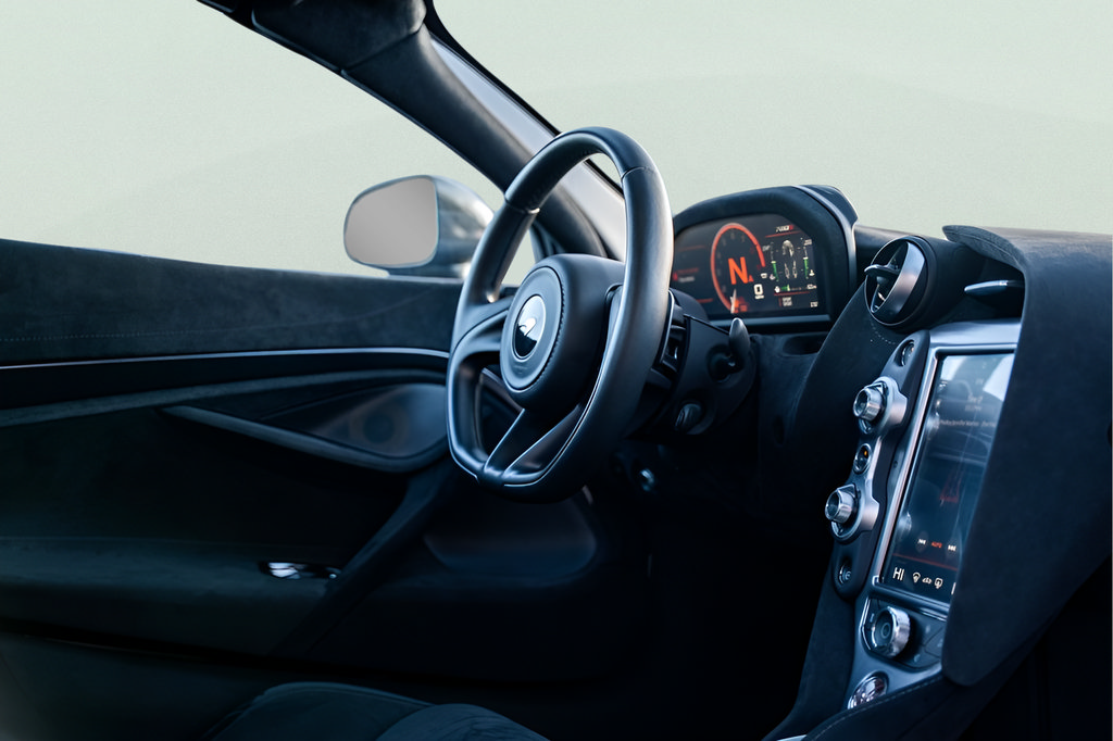Used 2020 McLaren 720S Spider photo 46