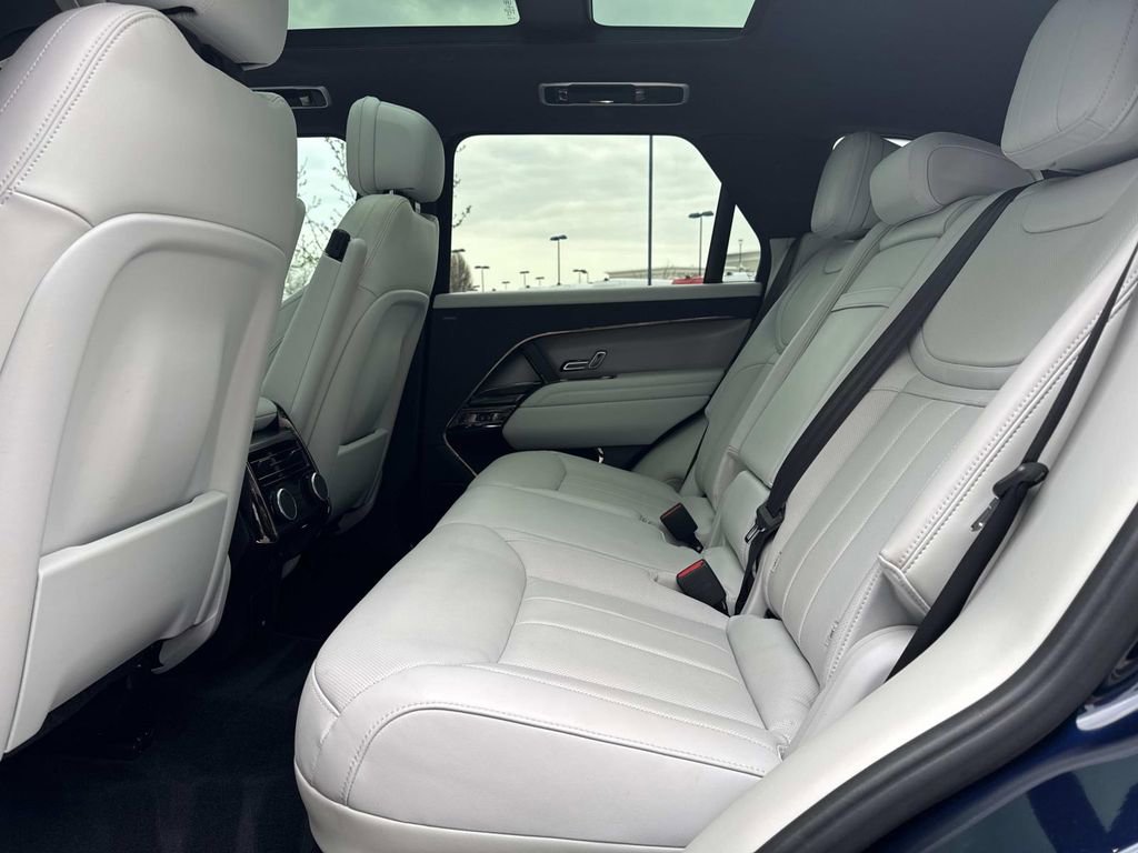 2023 Land Rover Range Rover Sport SE