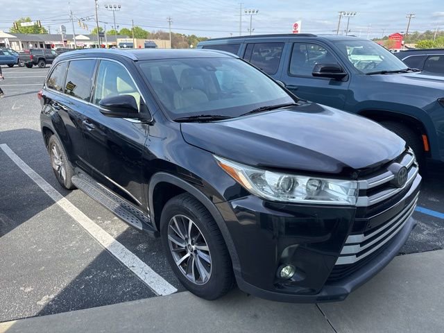 Used 2017 Toyota Highlander XLE