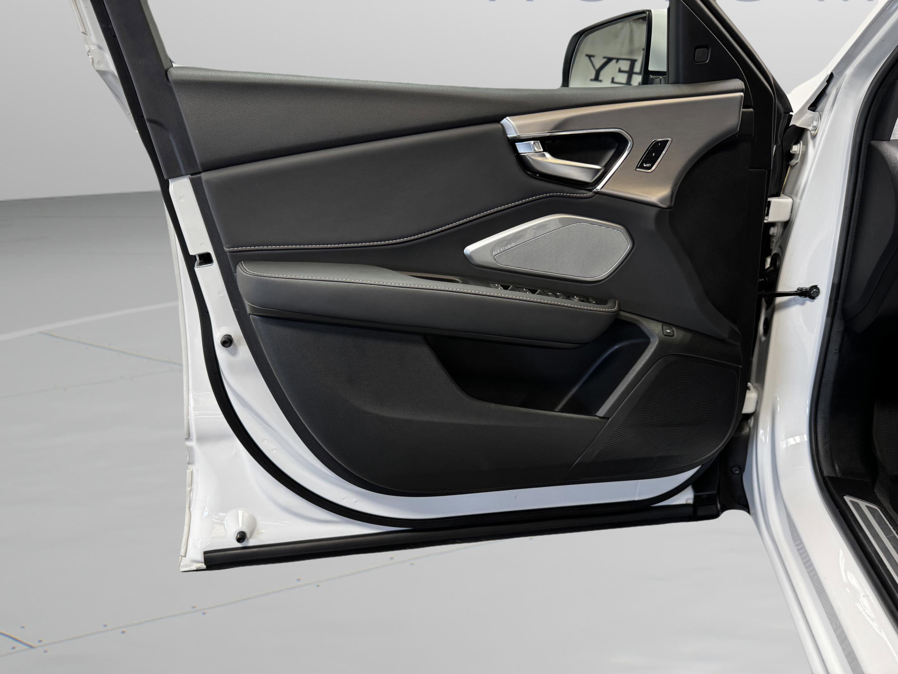 2024 Acura RDX SH-AWD w/ Technology Package