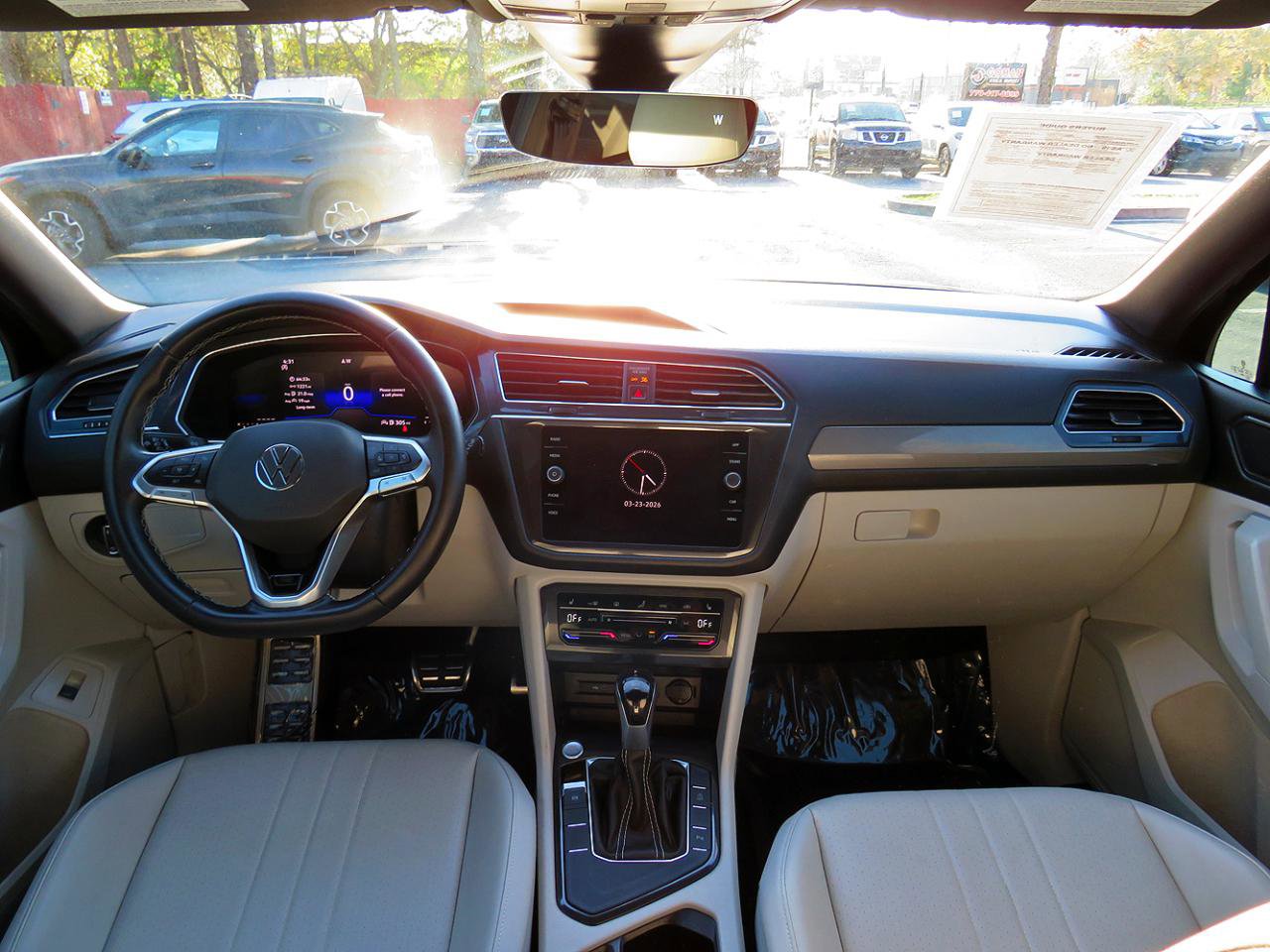 2023 Volkswagen Tiguan SE R-Line