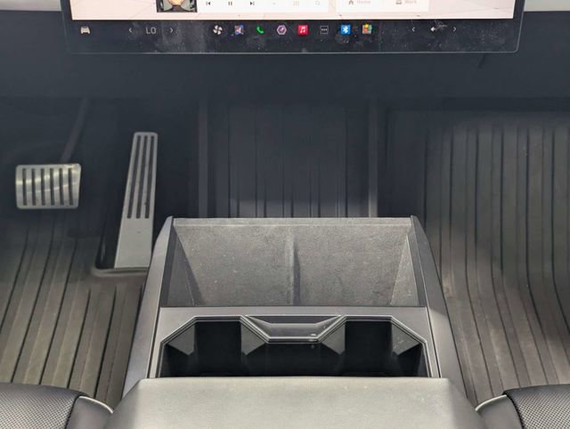 2024 Tesla Cybertruck AWD Crew Cab