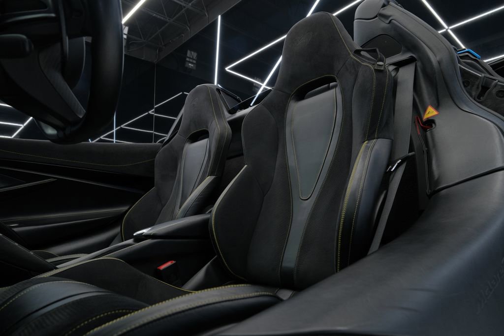 Used 2020 McLaren 720S Spider photo 26