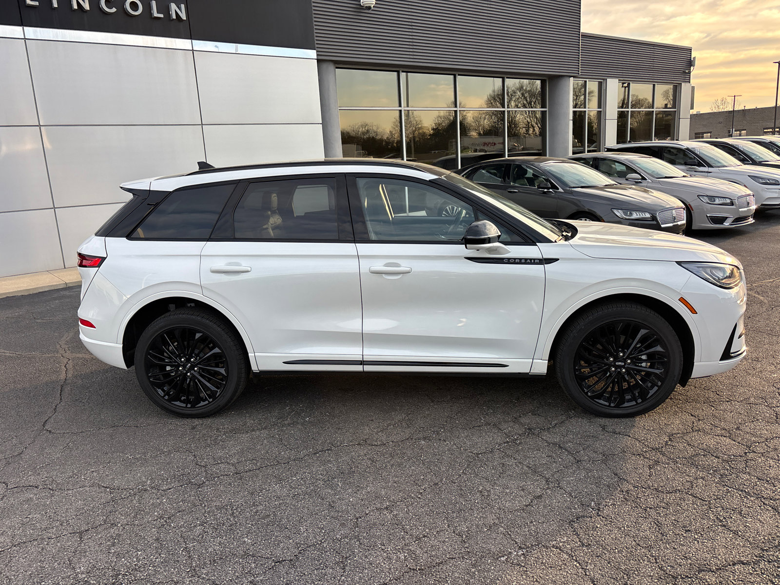 2025 Lincoln Corsair AWD