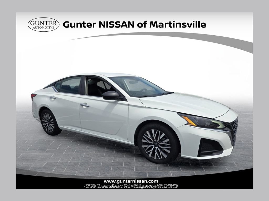 Used 2025 Nissan Altima 2.5 SV