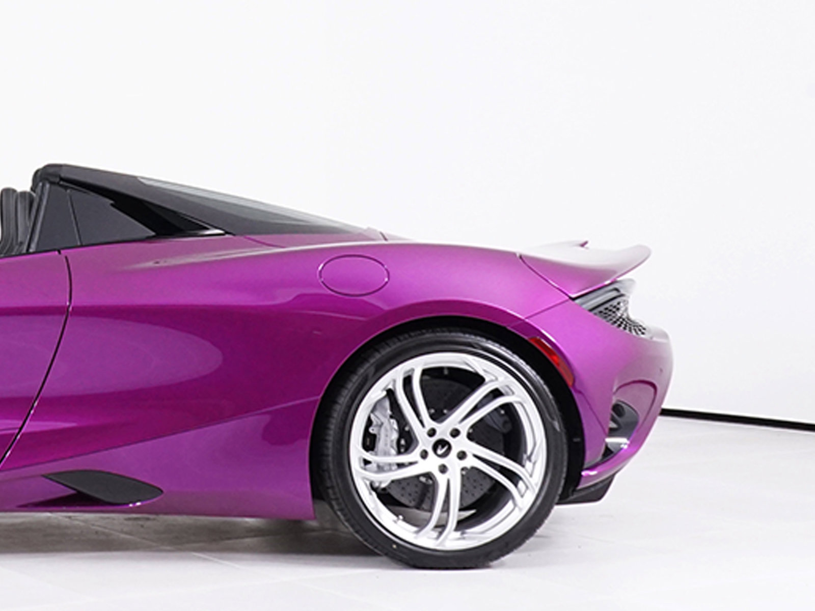 New 2026 McLaren 750S Spider photo 14