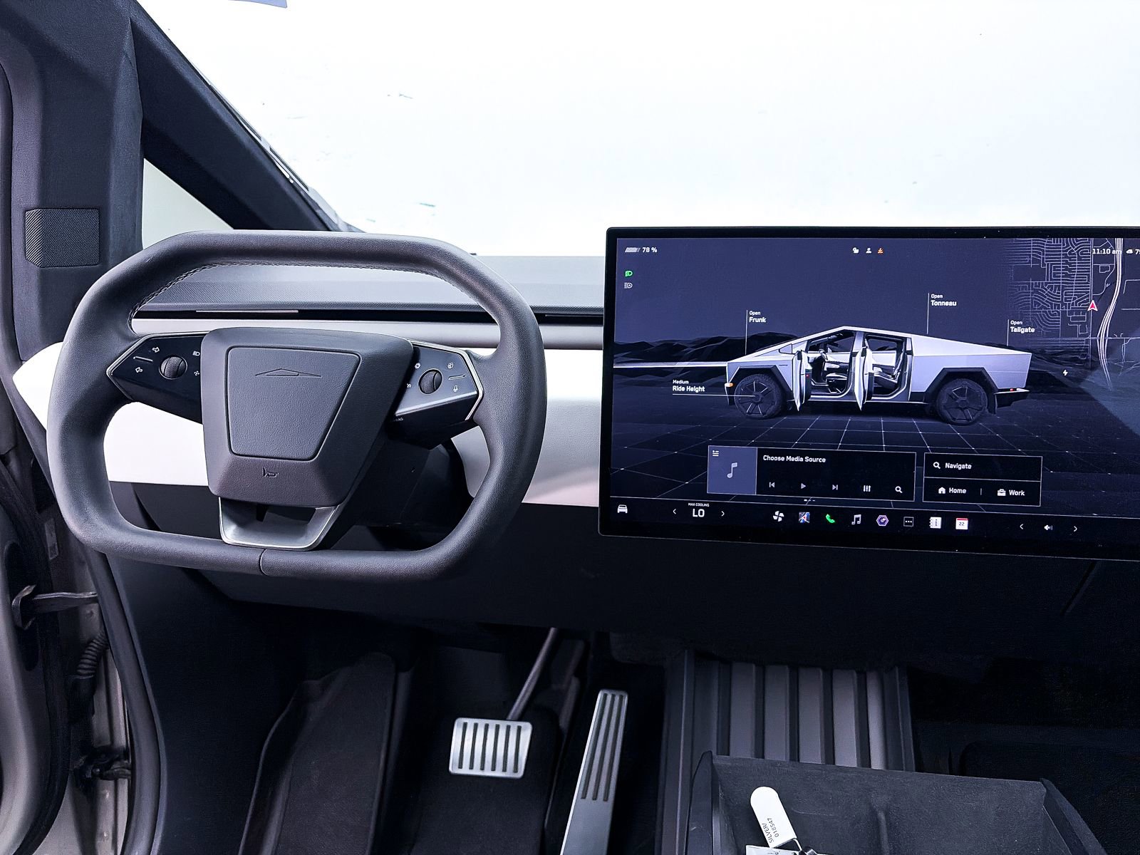 2024 Tesla Cybertruck AWD Crew Cab