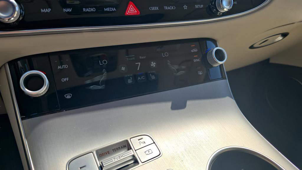 2026 Genesis Gv70 2.5T Select