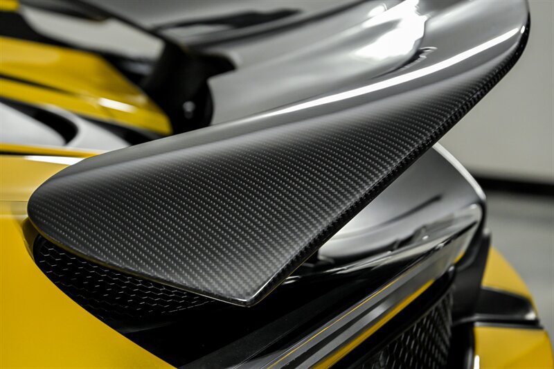 Used 2018 McLaren 720S Performance photo 21