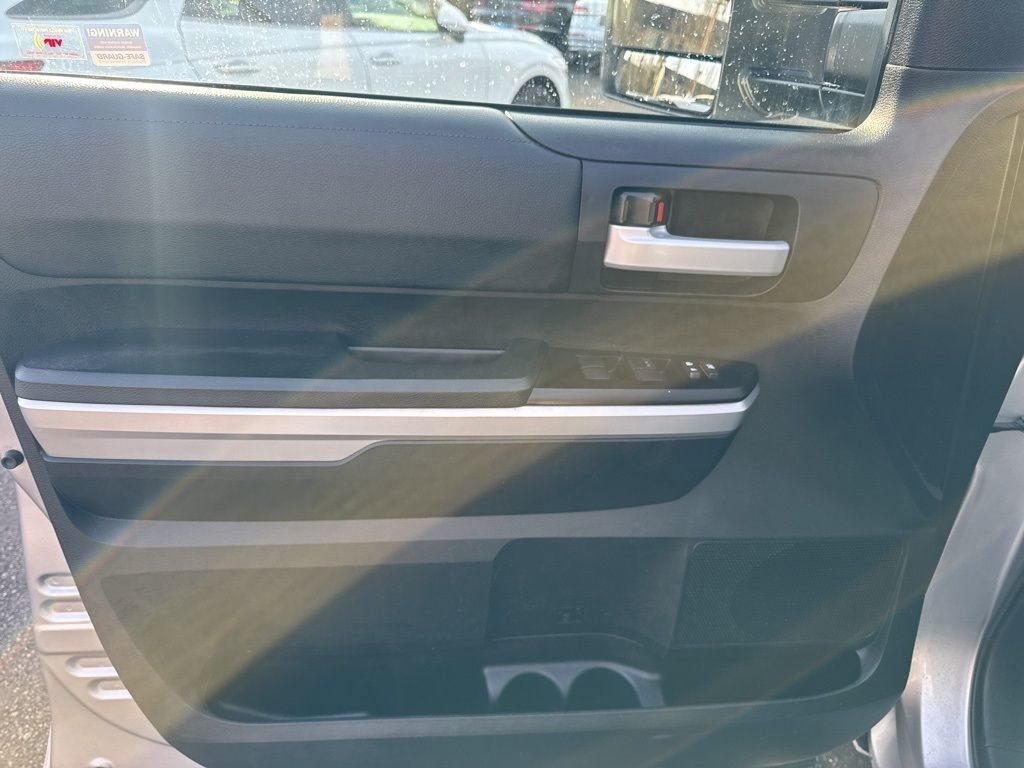 2014 Toyota Tundra SR5