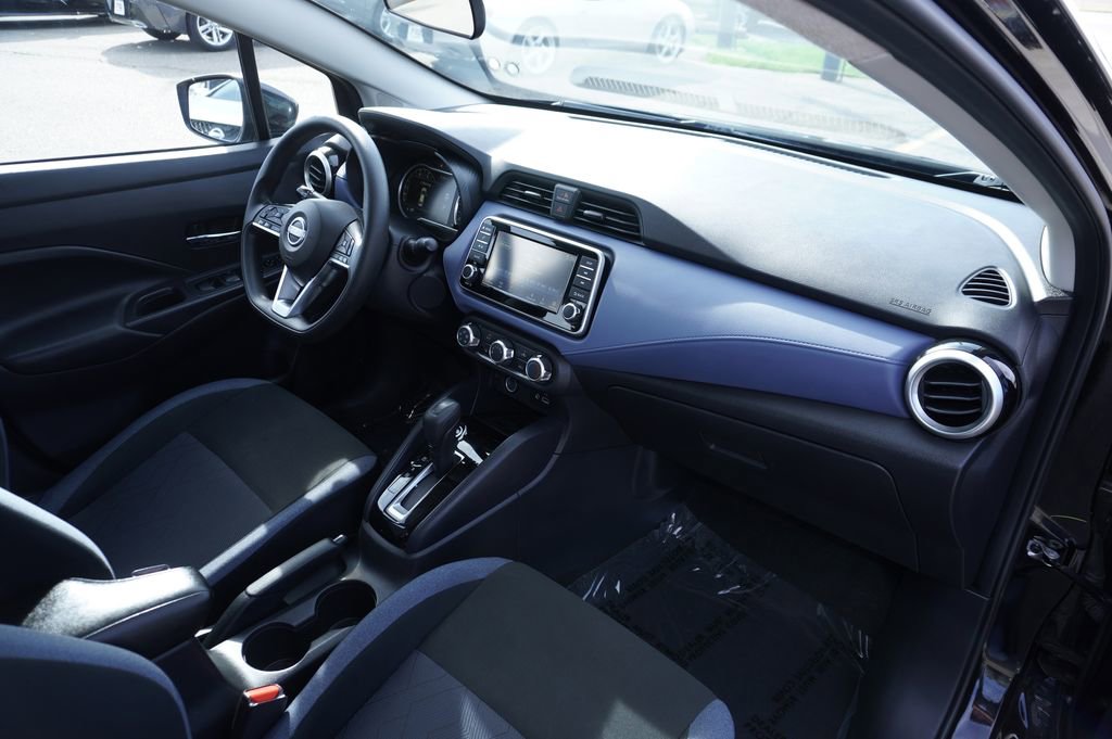 2024 Nissan Versa SV