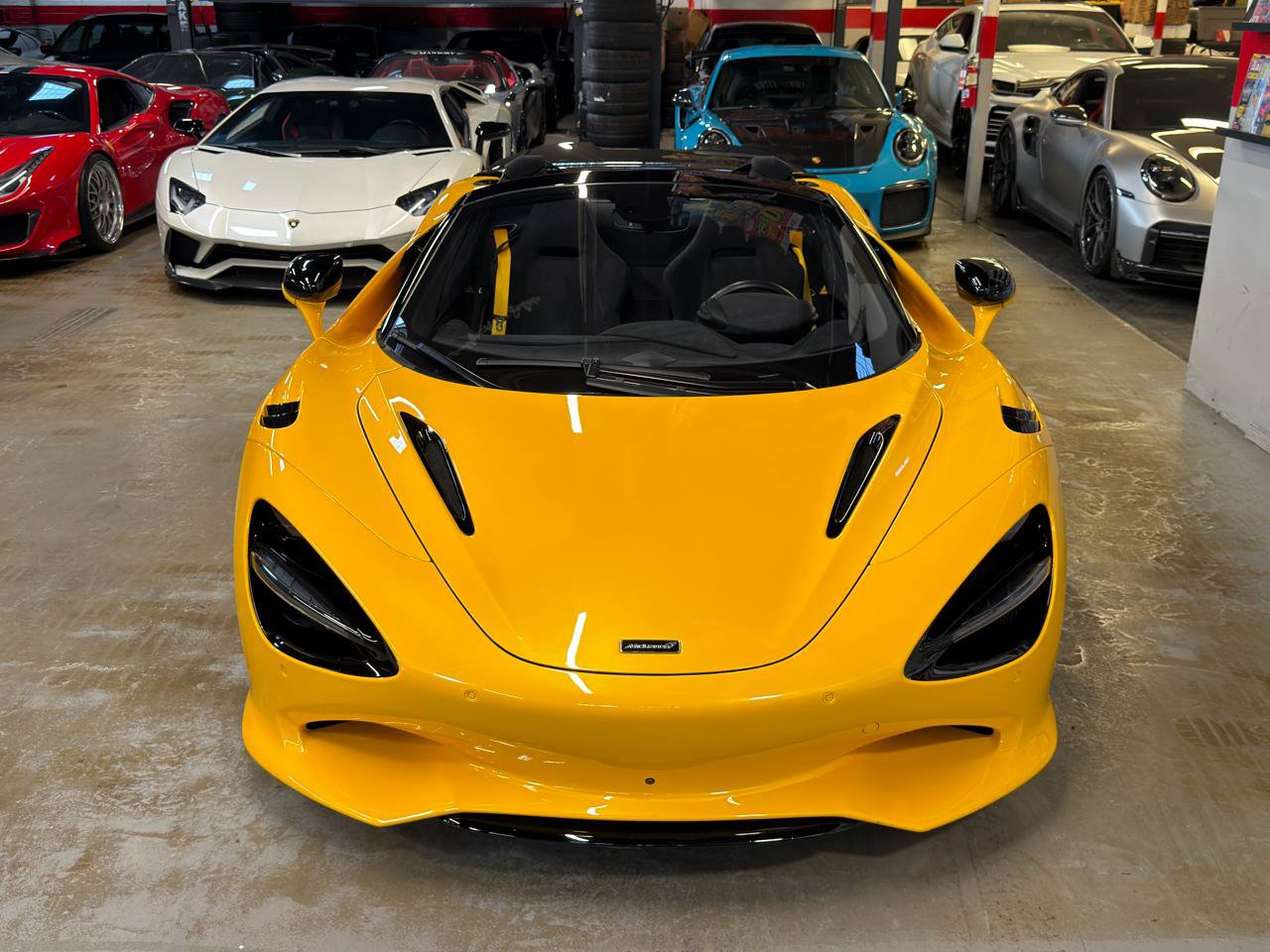Used 2024 McLaren 750S Spider photo 3