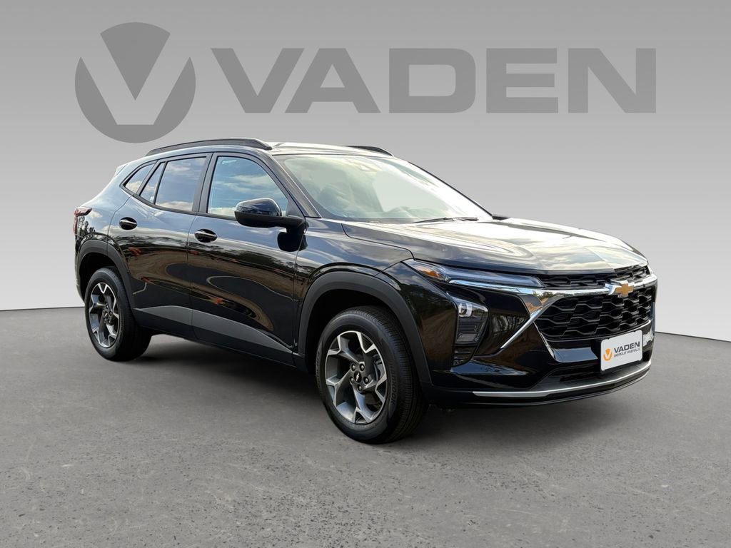 Used 2025 Chevrolet Trax LT w/ LT Convenience Package