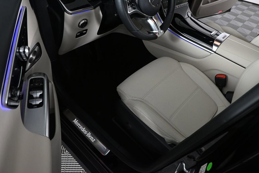 2026 Mercedes-Benz GLC 300