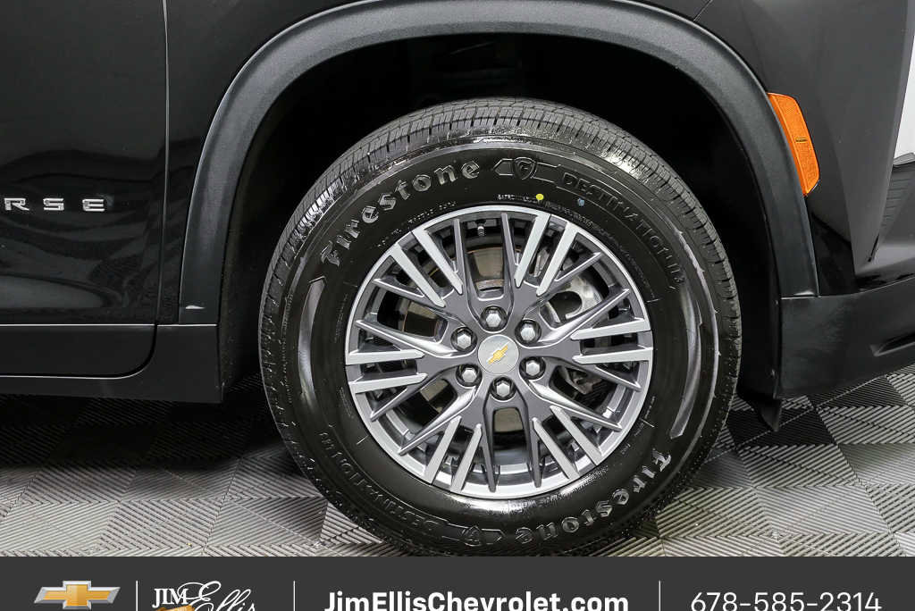 2025 Chevrolet Traverse LT