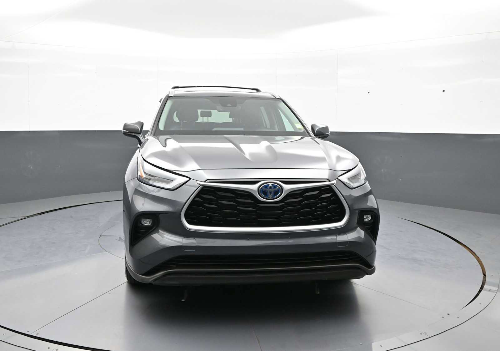 Used 2022 Toyota Highlander XLE
