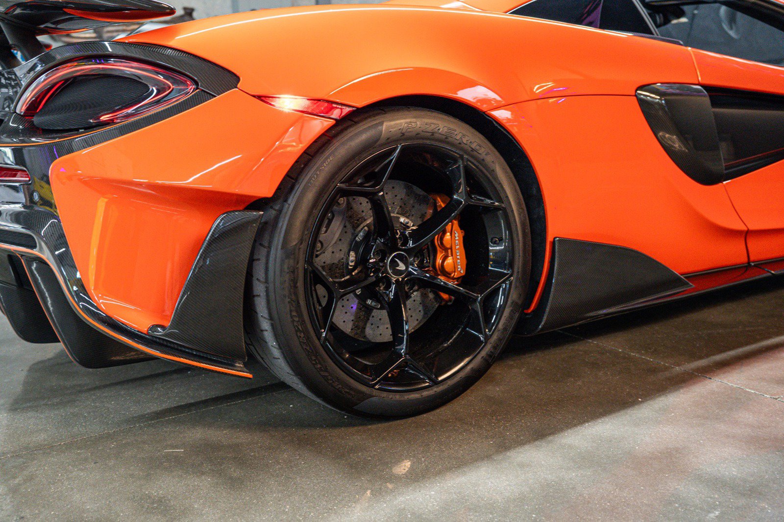 Used 2020 McLaren 600LT Spider photo 18
