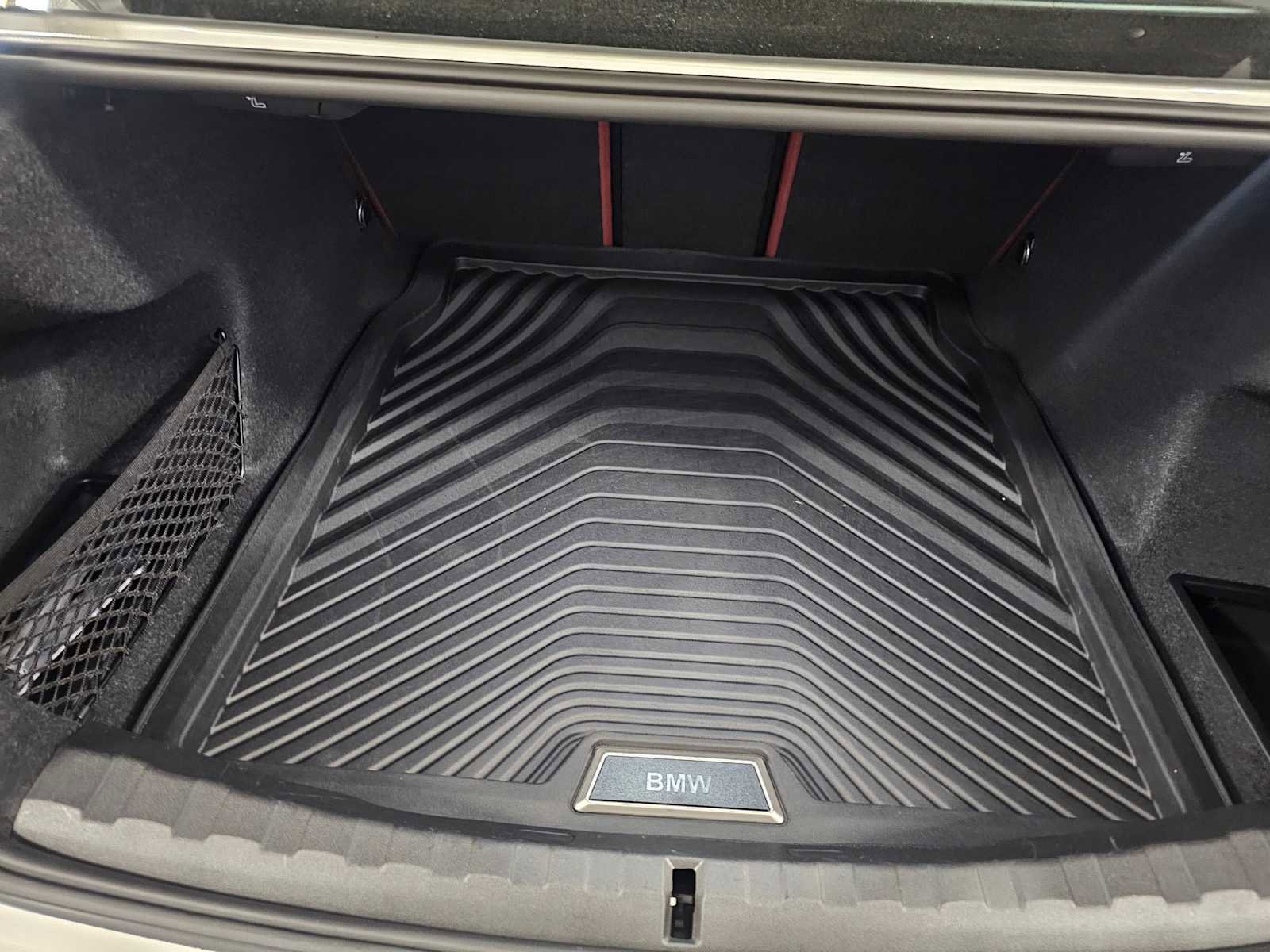 2025 BMW 330i xDrive Sedan