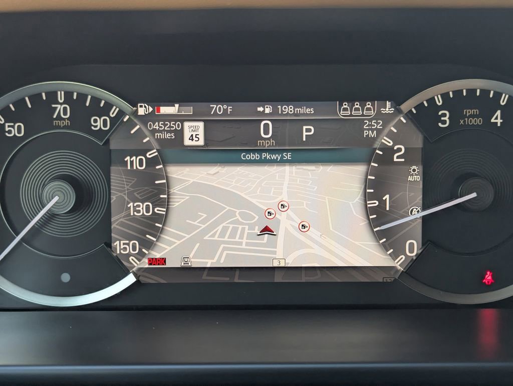 2023 Land Rover Defender 110 X-Dynamic SE