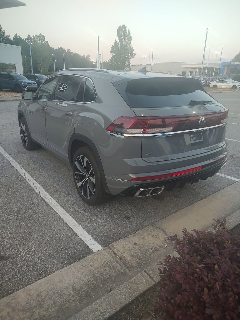 2025 Volkswagen Atlas Cross Sport SEL Premium R-Line