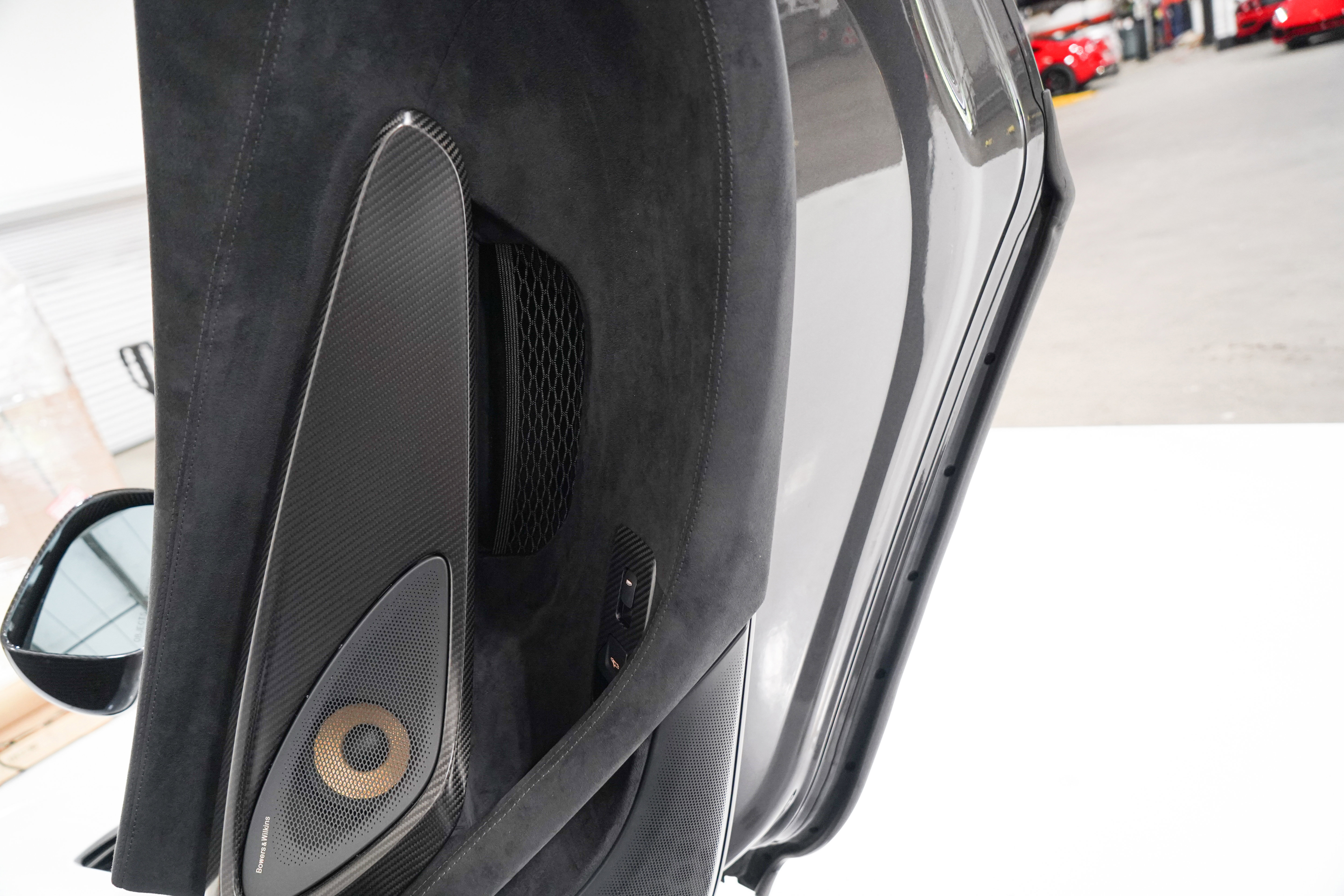 Used 2019 McLaren 600LT photo 18
