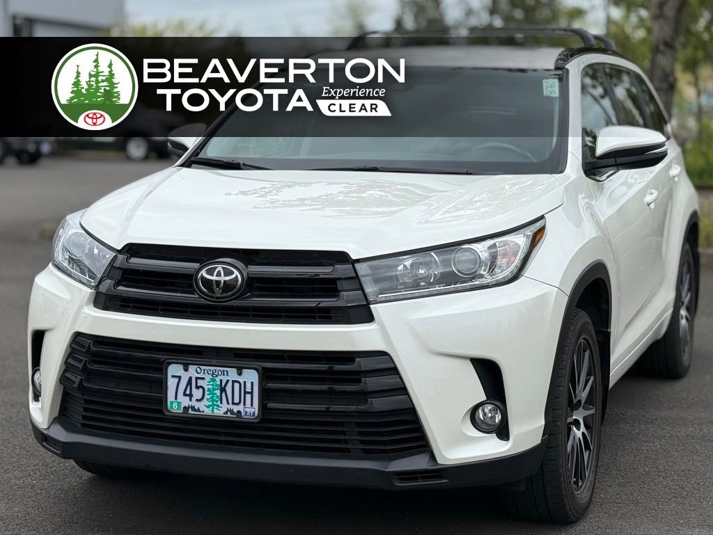 2017 Toyota Highlander SE