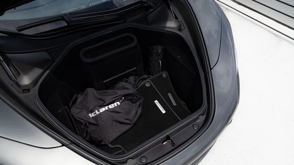 Used 2020 McLaren 720S Performance photo 10