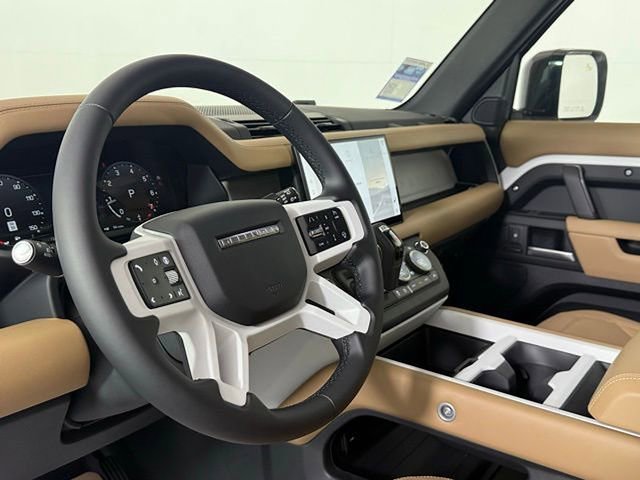 2025 Land Rover Defender 110 S