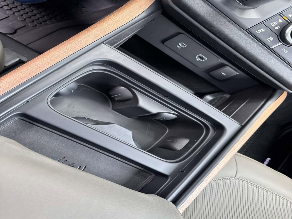 2023 Land Rover Defender 110 X