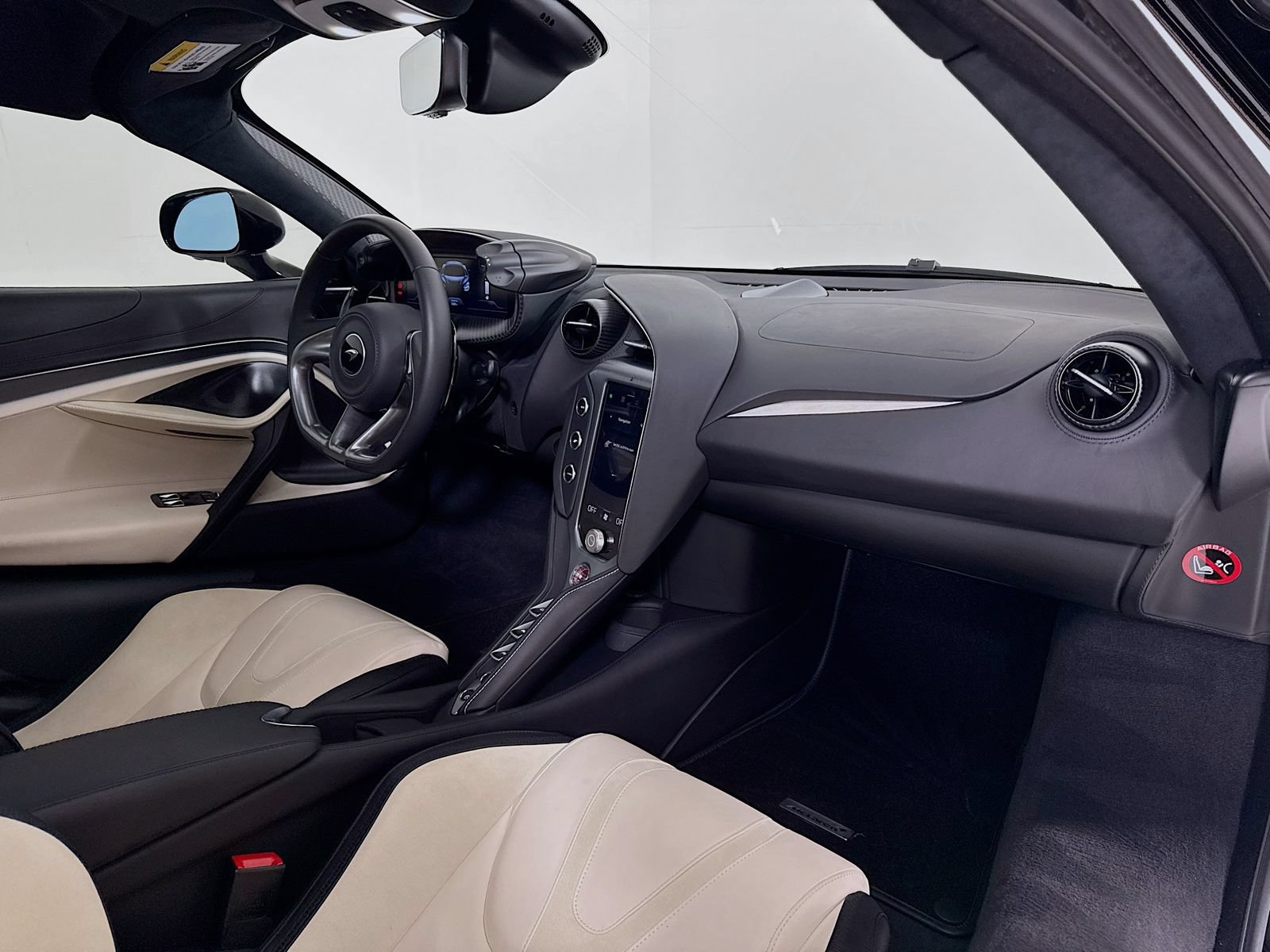 Used 2024 McLaren 750S photo 22
