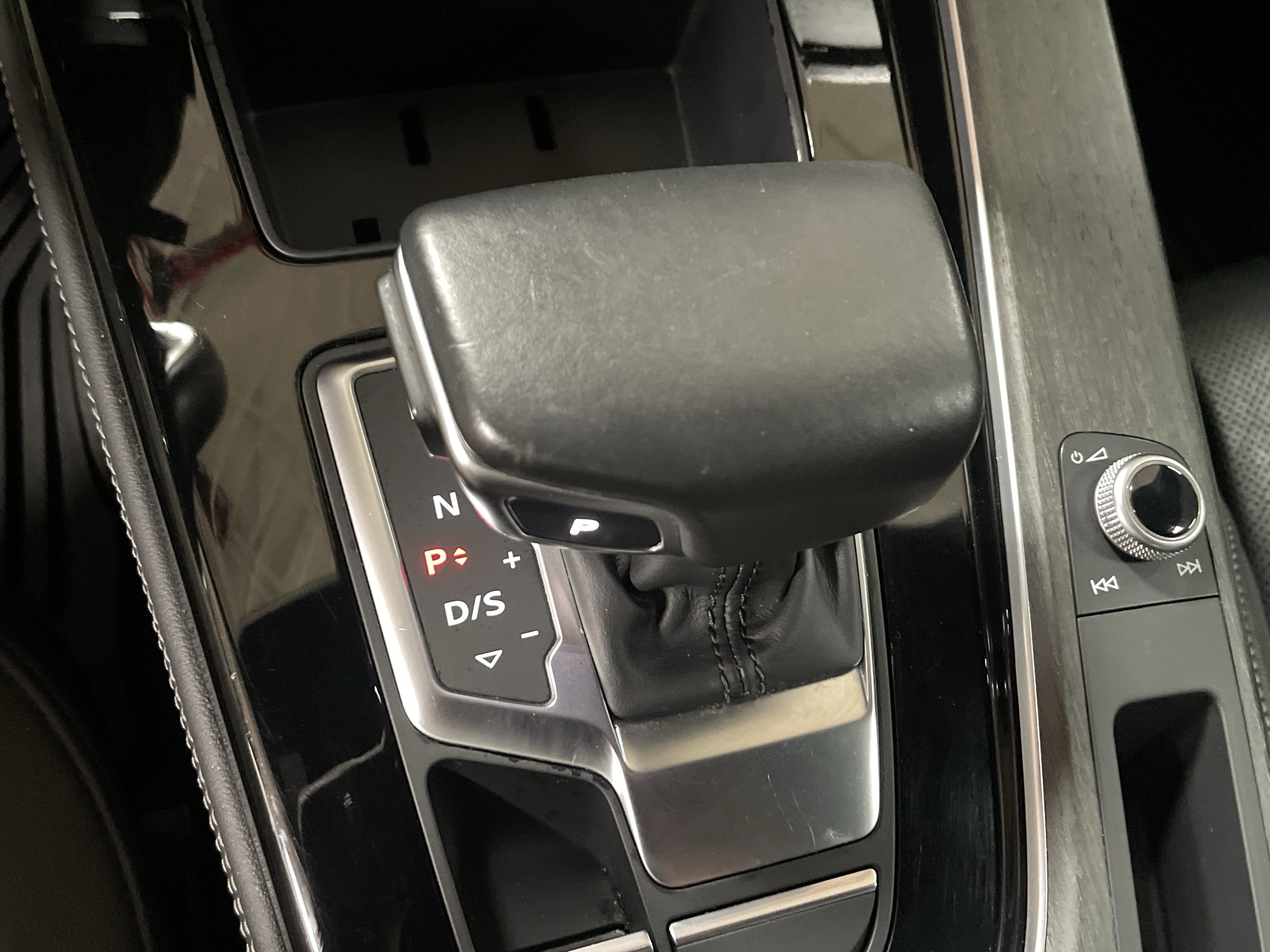 2021 Audi A4 2.0T Premium Plus