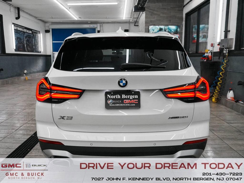 2023 BMW X3 xDrive30i