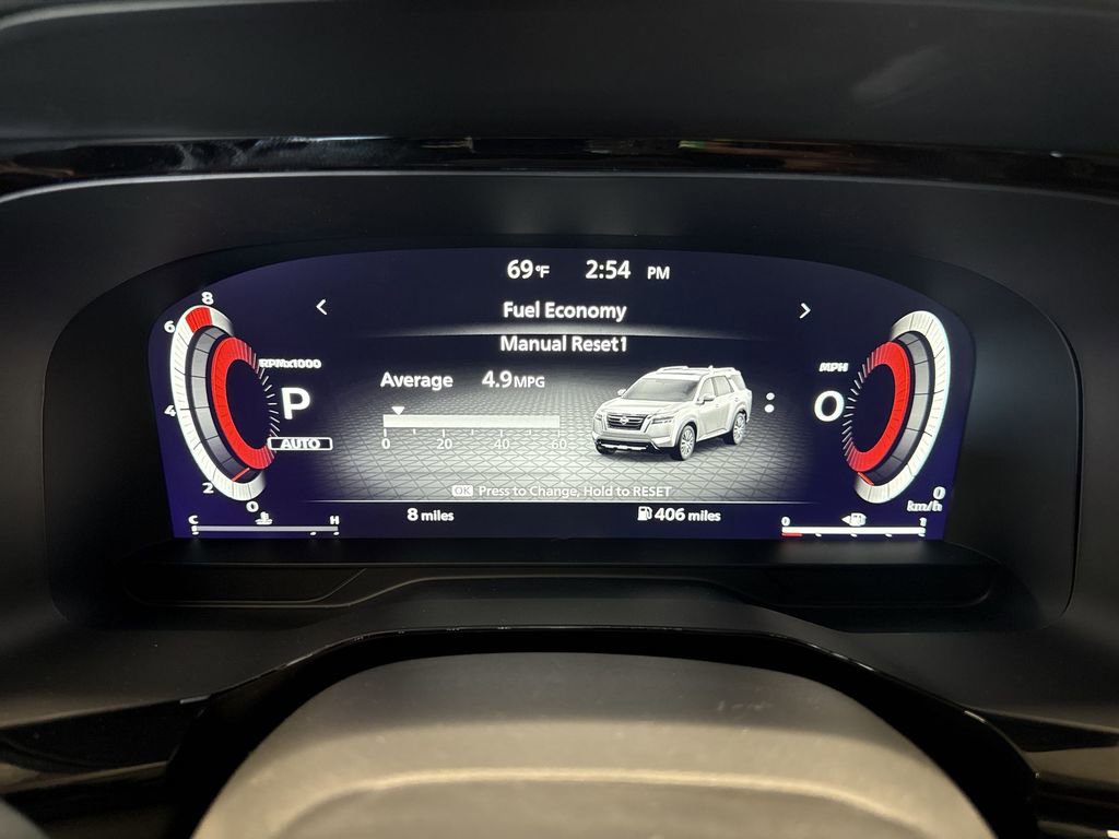 2026 Nissan Pathfinder SL