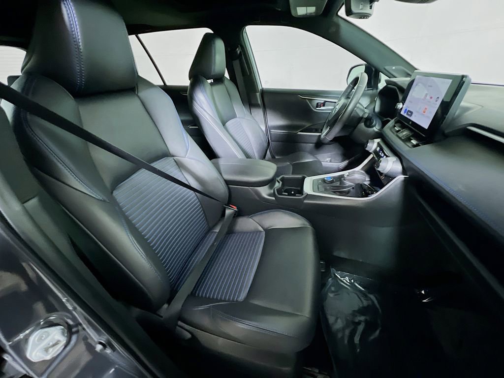 2024 Toyota RAV4 XSE