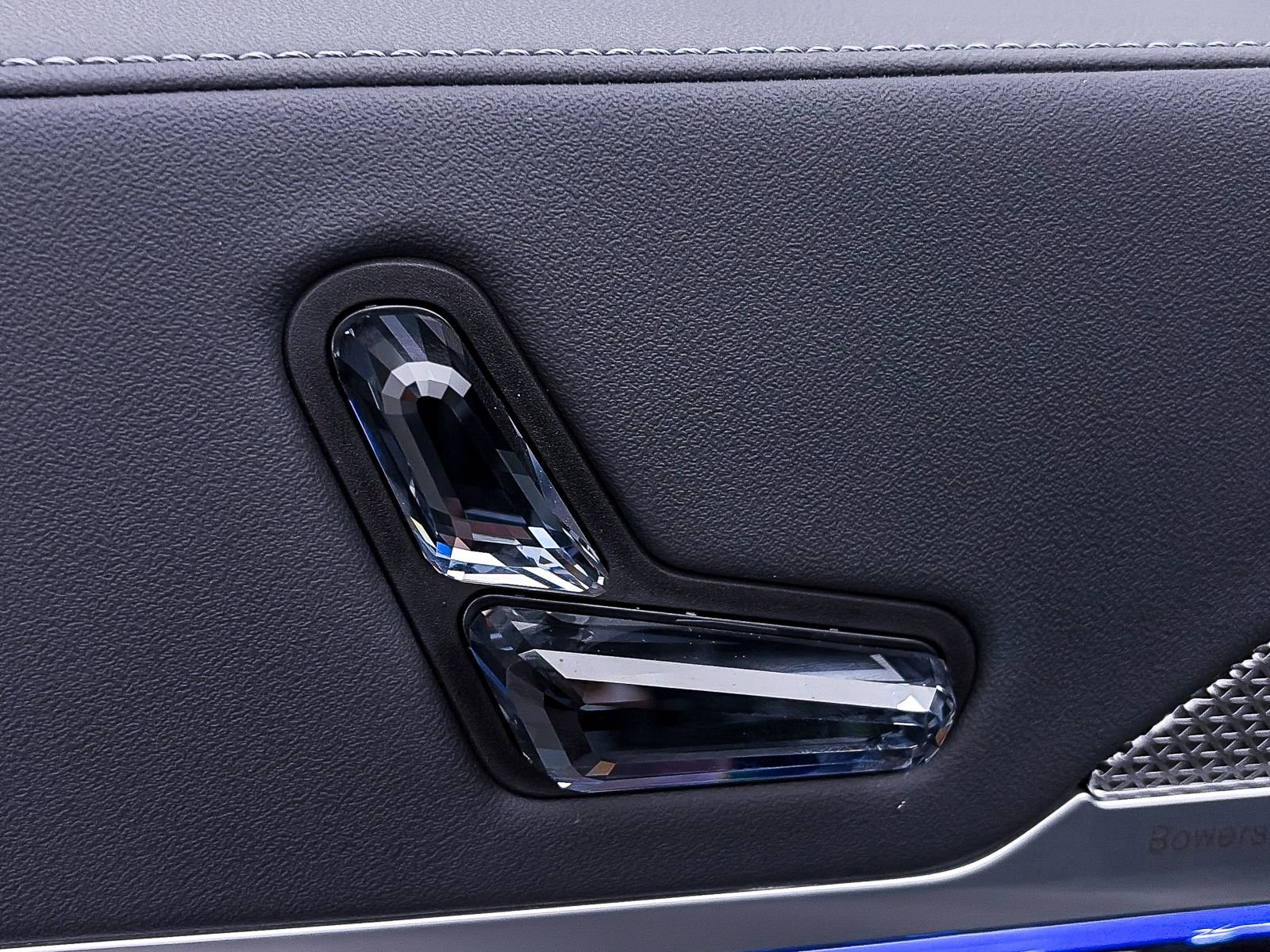 2023 BMW 760i xDrive