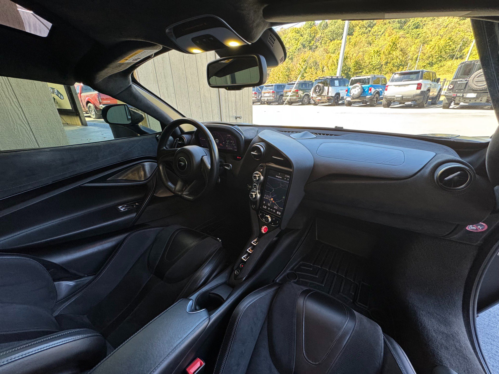Used 2019 McLaren 720S Performance photo 30