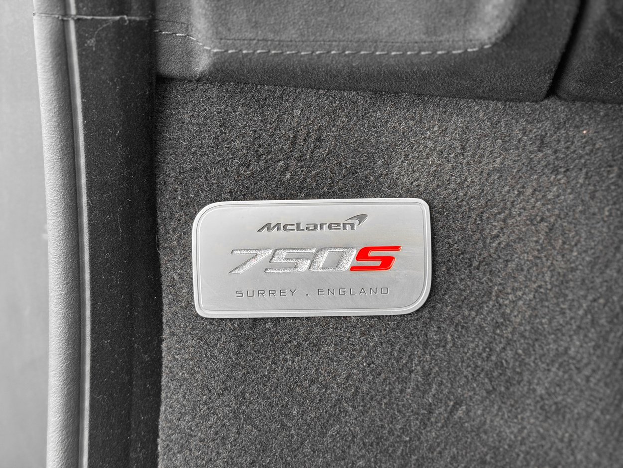 Used 2026 McLaren 750S photo 18
