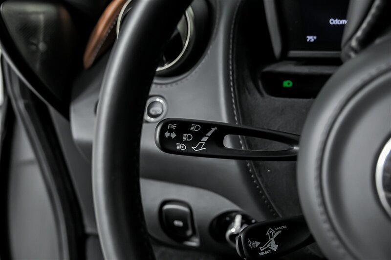 Used 2018 McLaren 720S photo 30