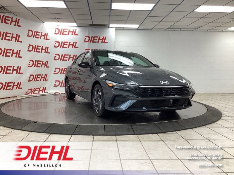 Used 2025 Hyundai Elantra SEL