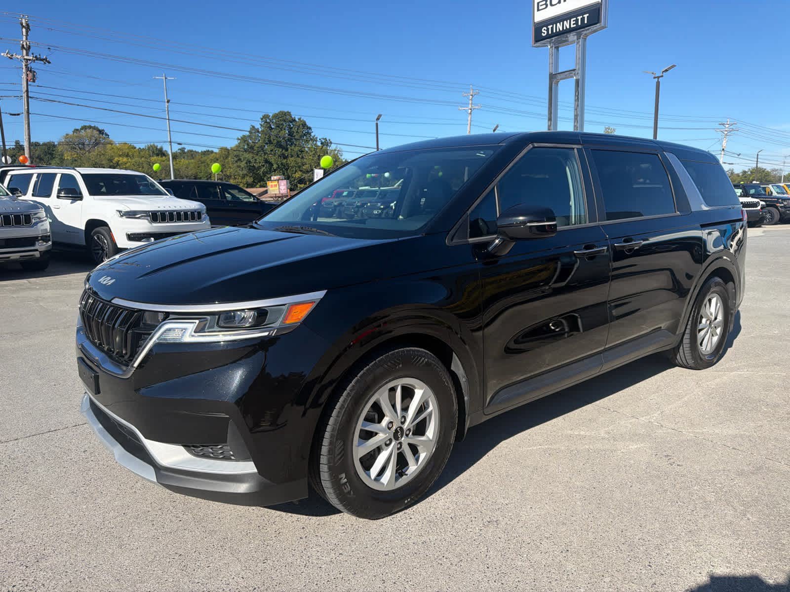 Used 2024 Kia Carnival LX