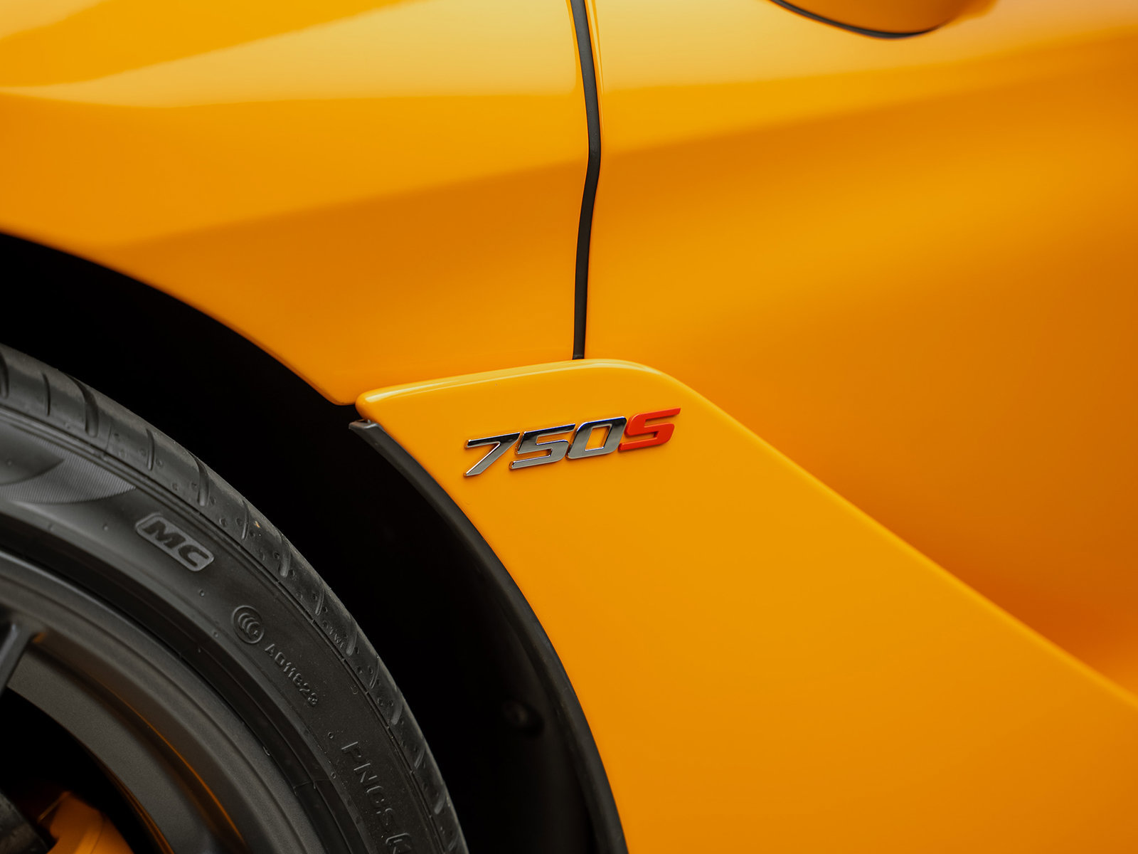Used 2025 McLaren 750S Spider photo 25
