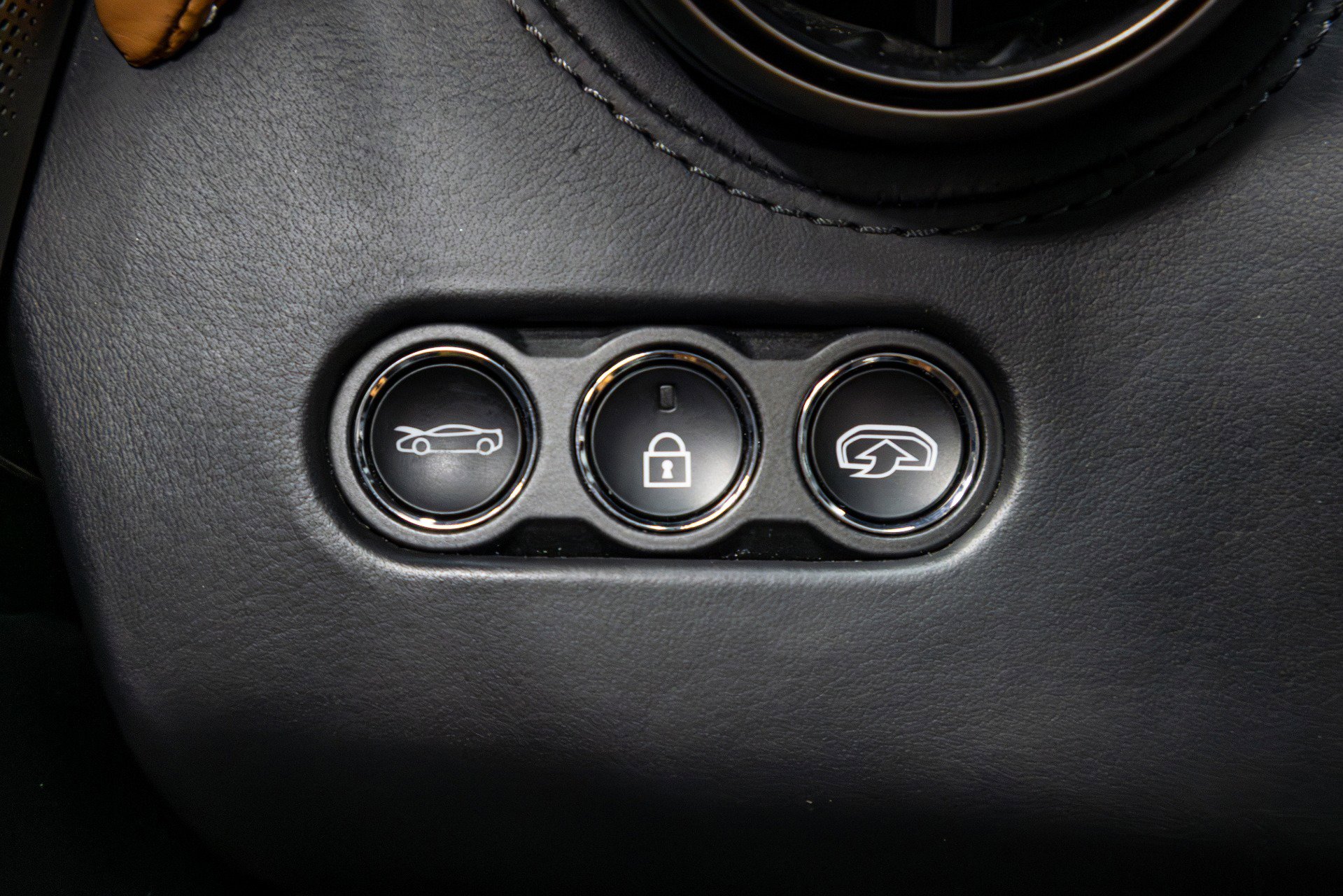 Used 2019 McLaren 720S Luxury photo 58